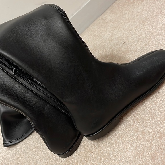 ZARA FITTED FLAT OVER THE KNEE BOOTS - Picture 6 of 10